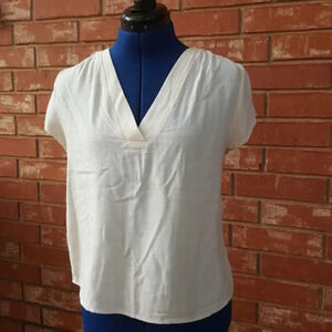 MONTEAU | White V Neck Linen Canvas Short Sleeve Tshirt Small